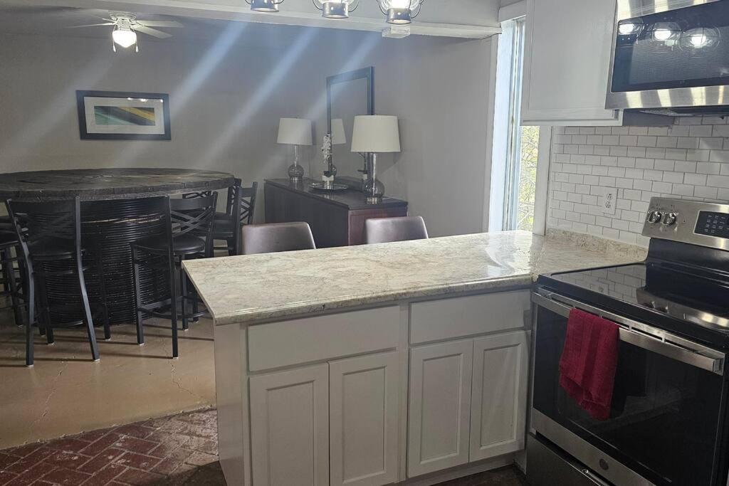 Fully Furnished Vicksburg Home Sleeps 10 Buitenkant foto
